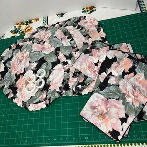 Vintage Floral Dining Table Linens Quilted Placemats Napkins with Rings